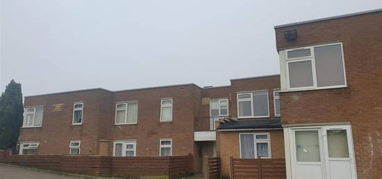 Flat to rent in Fosse Lane, Leicester LE3