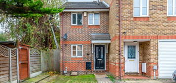 2 bed terraced house to rent