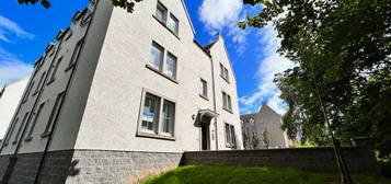 2 bed flat to rent