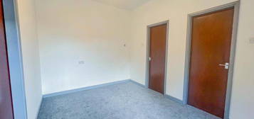 1 bedroom ground floor flat to rent