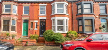 4 bedroom terraced house for sale