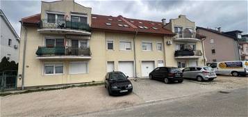Sopron lakás eladó, 4 szobás