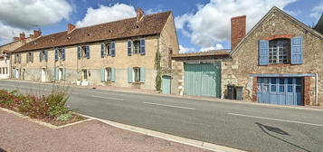 Authentique maison de village avec potentiel gîte ou chambres d'hôtes à Bizeneuille