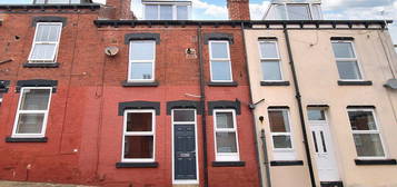 2 bed terraced house for sale