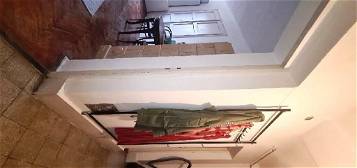 Zuglóban napfényes 2 szobás részben felújított lakás eladó