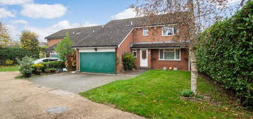 4 bedroom detached house to rent