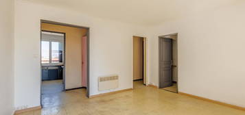 Appartement  à vendre, 5 pièces, 4 chambres, 79 m²