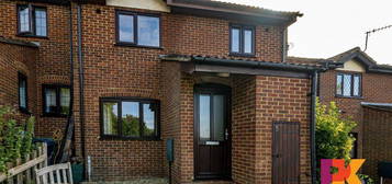 2 bed semi-detached house to rent