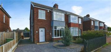 Property for sale in Peveril Avenue, Scunthorpe DN17