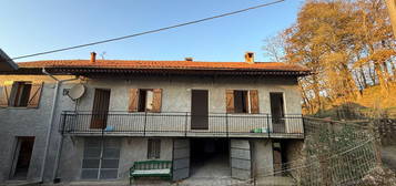 Casa indipendente in vendita in località Cavanna s.n.c