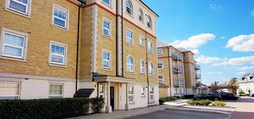 2 bed flat to rent