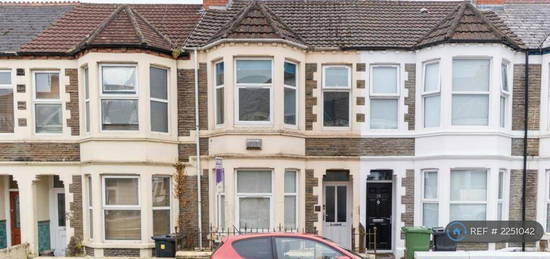 3 bedroom terraced house