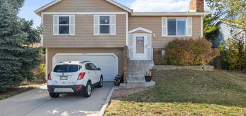 8392 W 78th Cir, Arvada, CO 80005