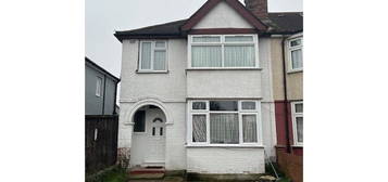 3 bed end terrace house to rent