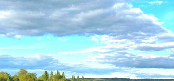 Dreizimmerwohnung mit hochwertiger Ausstattung und Blick auf die malerische Mosel