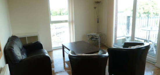 2 bedroom ground floor flat