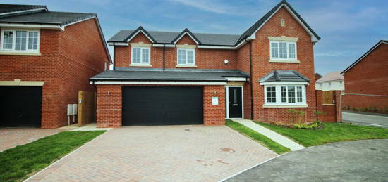 5 bedroom detached house for sale