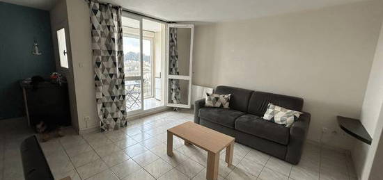 Location appartement 2 pièces 33 m²