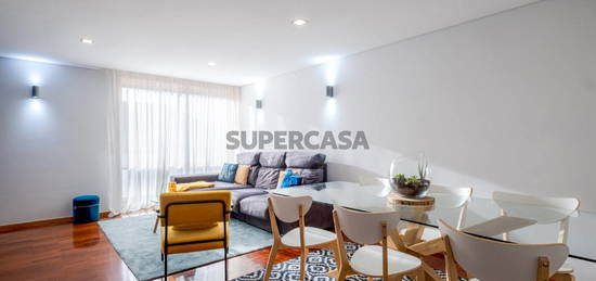 Espaçoso apartamento T2 em Pedrouços, Maia