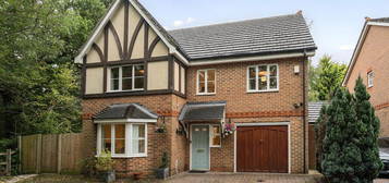 6 bed detached house for sale