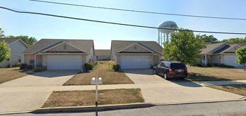 Center & Novelty Street Houses, Plymouth, IN 46563