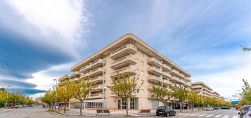 Apartamento en venta en Carrer D'amadeu Vives, La Pineda