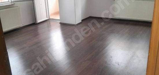 YUKARI DUDULLUDA SATILIK 2+1 DAİRE 85 M2