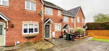 2 bed terraced house for sale