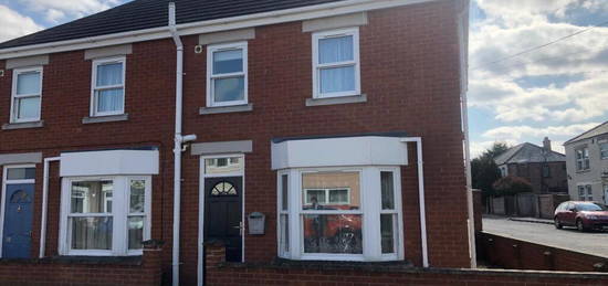 2 bedroom semi-detached house