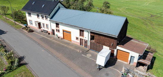 Tierfreunde aufgepasst! Gemütliches Einfamilienhaus mit großem Grundstück! Bitburg 10min!