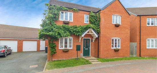 5 bed detached house for sale