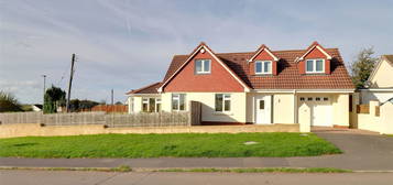 4 bed bungalow for sale