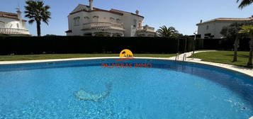 Chalet pareado en venta en Costa del Zefir