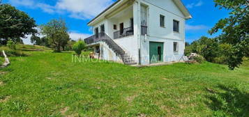 Chalet en barrio Castiellu en Colunga