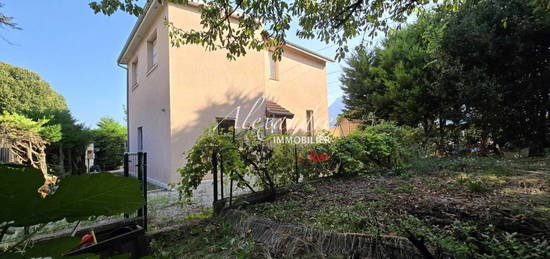 Maison  à vendre, 4 pièces, 3 chambres, 90 m²