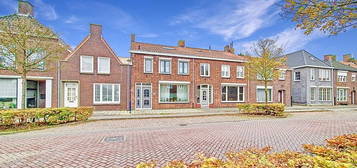 Dorpsstraat 83