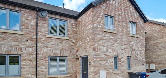 3 bedroom terraced house for sale