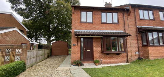 3 bed semi-detached house to rent