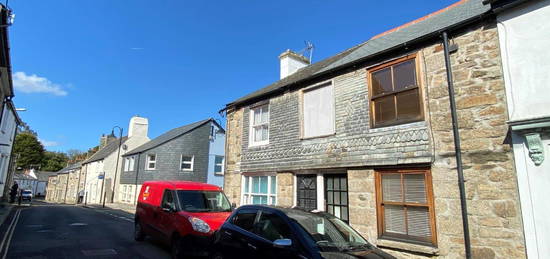 Property to rent in West Street, Penryn TR10