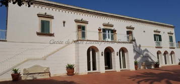 Villa in vendita in traversa Case Messina s.n.c