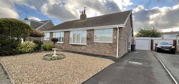 2 bed bungalow for sale