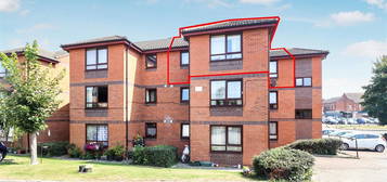 2 bed flat for sale