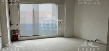 Apartament 1 camera bloc nou cu CF la etajul intermedia