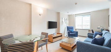 Flat to rent in St Christopher's Place, Marylebone, London W1U