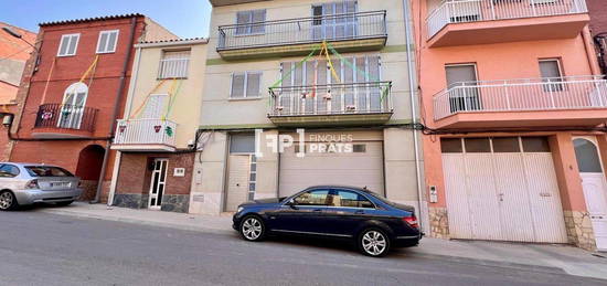 Chalet adosado en venta en calle Sant Roc