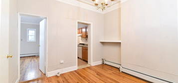 160 8th St Apt 2, Hoboken, NJ 07030