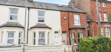 4 bedroom terraced house