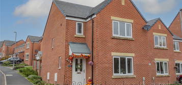 3 bed detached house for sale