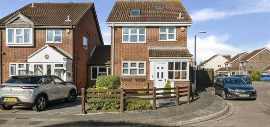 4 bedroom link detached house for sale