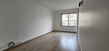 Appartement  à louer, 2 pièces, 1 chambre, 42 m²